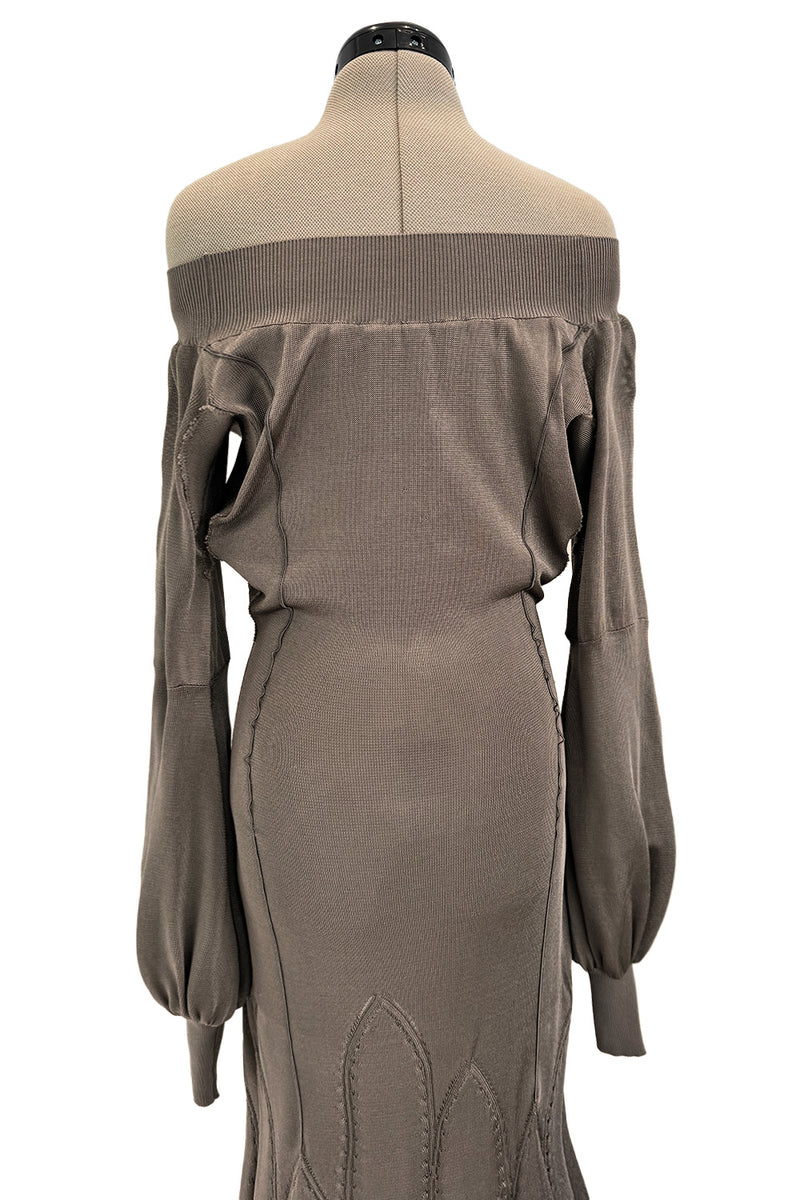 Gorgeous Fall 2004 Alexander McQueen  'Pantheon Ad Lecum' Runway Off Shoulder Knit Dress