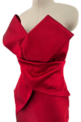 Gorgeous 2015 Alexander McQueen by Sarah Burton Strapless Red Silk Bow Dress