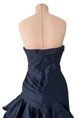 Resort 2011 Oscar de la Renta Runway Deep Blue Strapless Silk Dress w Elaborate Ruffled Skirt