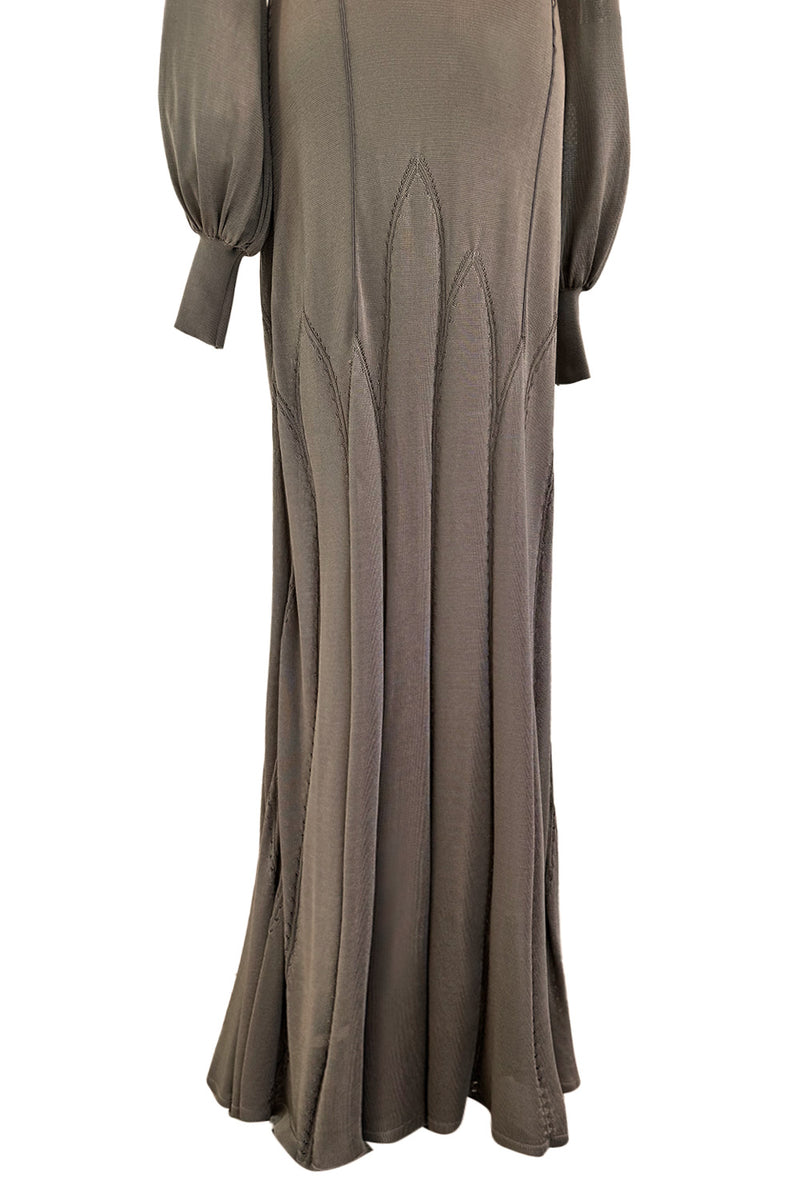 Gorgeous Fall 2004 Alexander McQueen  'Pantheon Ad Lecum' Runway Off Shoulder Knit Dress