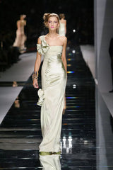 Prettiest Spring 2008 Valentino Runway Look 75 One Shoulder Silk Dress w Bows