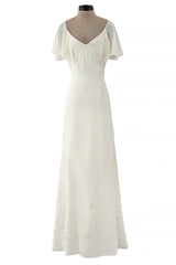 Pretty 2000s Blumarine Sposa Ivory Cape Sleeve Wedding Dress w Train & Emrpoidery