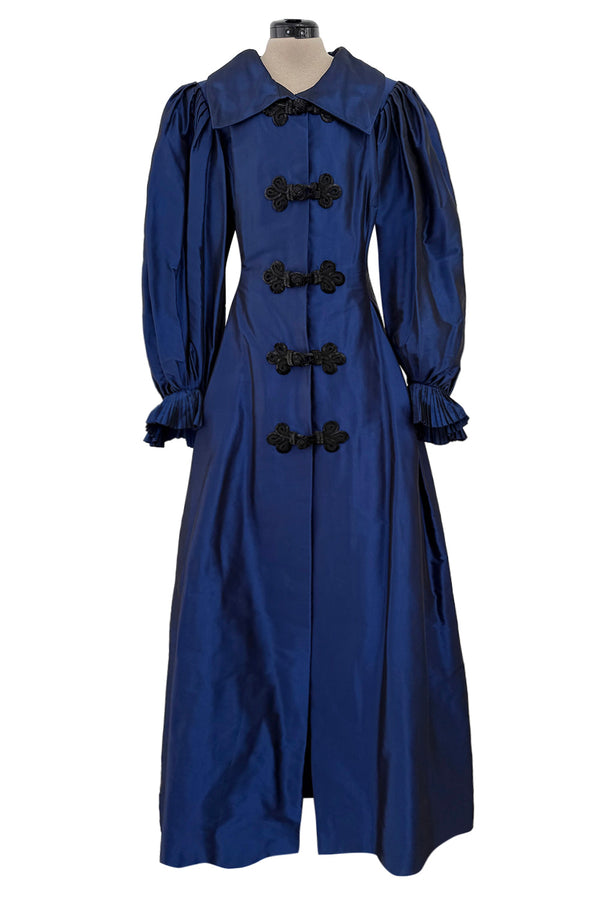 1980s Oscar de la Renta Iridescent Silk Taffeta Blue Coat or Dress w beaded Frog Knots