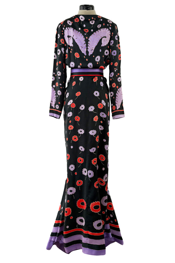 Rare Spring 1979 Chloe by Karl Lagerfeld Stunning Silk Print Plunge Dress w Belt