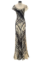 Spectacular Spring 2004 Alexander McQueen Backless Feather Light Silk Tie Dye Dress