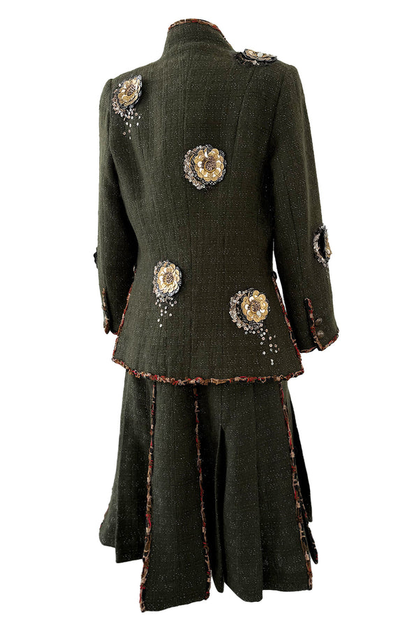 Pre-Fall 2010 Chanel by Karl Lagerfeld Metier D'art Deep Green Suit w Applique