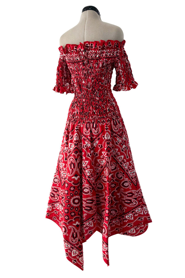 Amazing 1971 Oscar de la Renta Bandana Handkerchief Dress w Elastic Off Shoulder Bodice