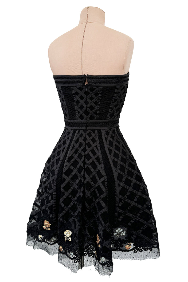 Prettiest 2010s Christian Dior Strapless Dress w Embroidered Flowers & Ribbon