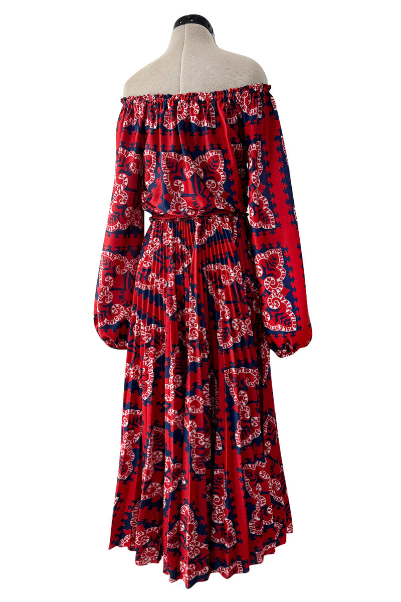 Chic Resort 2019 Valentino by Pierpaolo Piccioli Off Shoulder Printed Jersey Dress