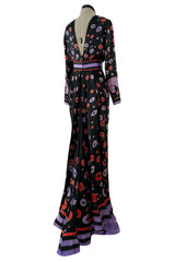 Rare Spring 1979 Chloe by Karl Lagerfeld Stunning Silk Print Plunge Dress w Belt