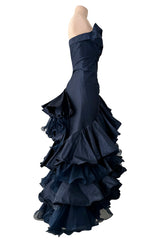 Resort 2011 Oscar de la Renta Runway Deep Blue Strapless Silk Dress w Elaborate Ruffled Skirt