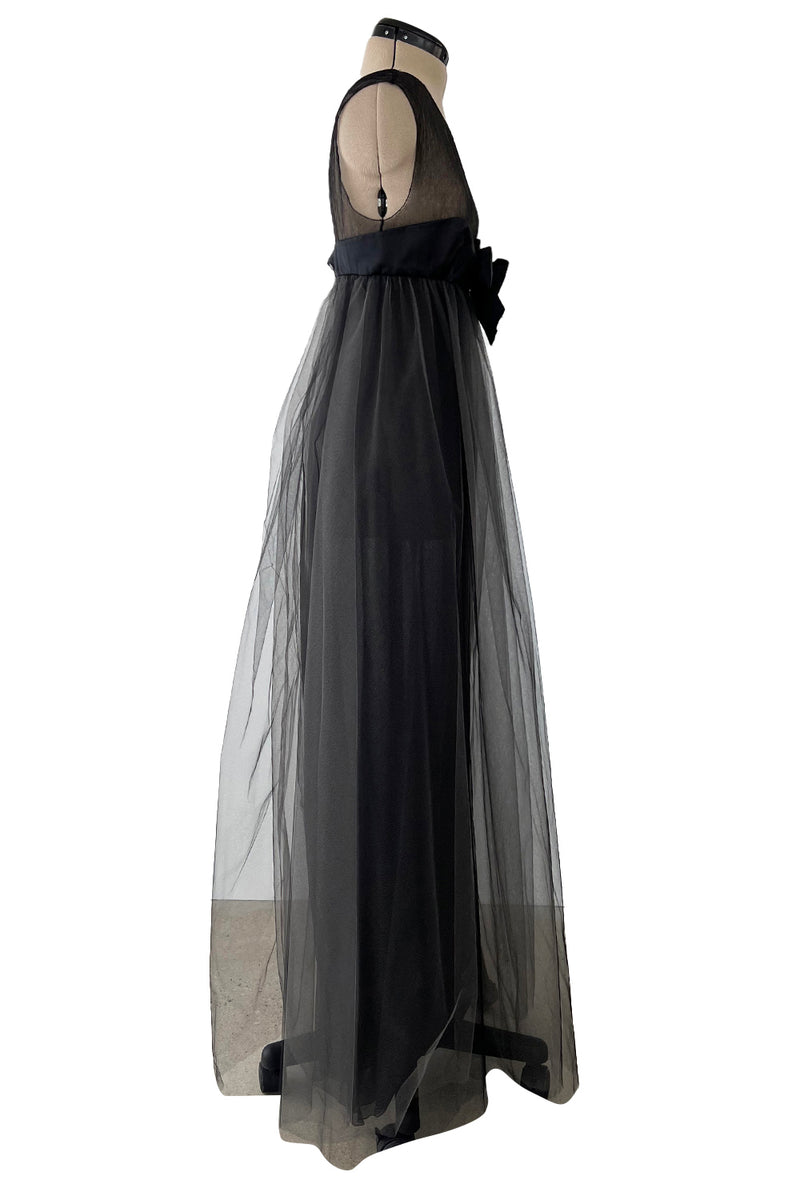 Exceptional Spring 2009 Chanel by Karl Lagerfeld Runway Look 62 Silk & Tulle Dress