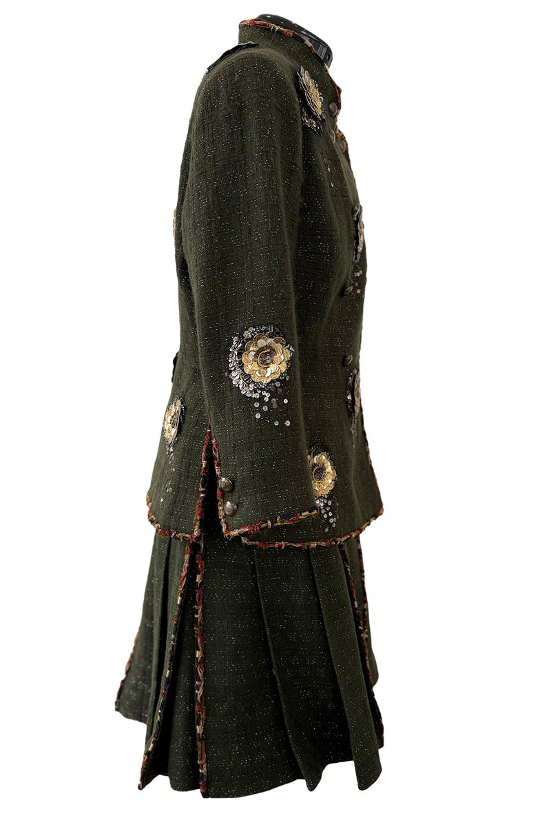 Pre-Fall 2010 Chanel by Karl Lagerfeld Metier D'art Deep Green Suit w Applique