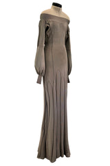 Gorgeous Fall 2004 Alexander McQueen  'Pantheon Ad Lecum' Runway Off Shoulder Knit Dress