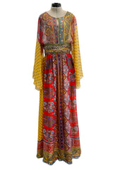 Dreamiest Spring 2005 Oscar de la Renta Runway Print Silk Chiffon Caftan Dress W Beaded Detailing