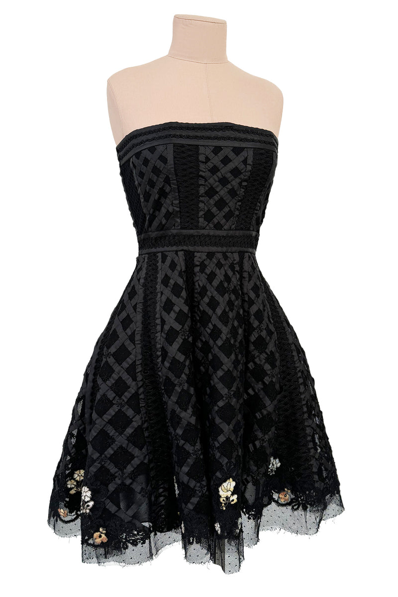 Prettiest 2010s Christian Dior Strapless Dress w Embroidered Flowers & Ribbon