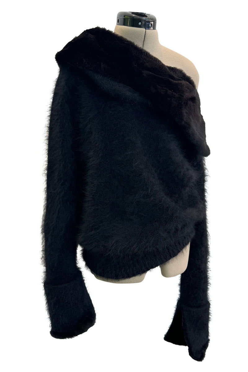 Fall 2001 Gucci by Tom Ford Runway Look 26 Sheared Mink & Softeest Black Angora Sweater