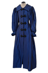 1980s Oscar de la Renta Iridescent Silk Taffeta Blue Coat or Dress w beaded Frog Knots