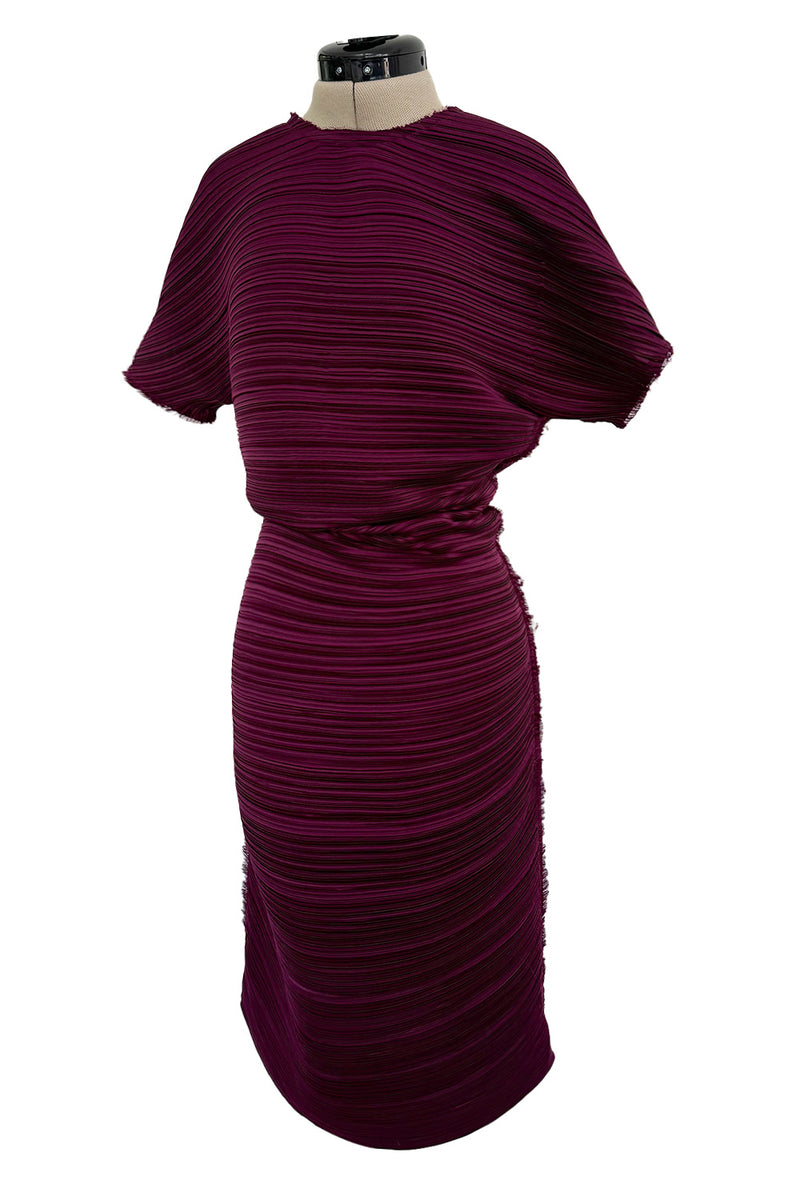 Easy to Wear Spring 2011 Lanvin by Alber Elbaz Runway Look 23 Raspberry Pleat Dress