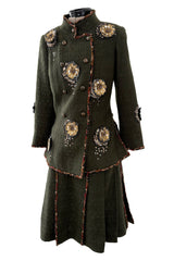 Pre-Fall 2010 Chanel by Karl Lagerfeld Metier D'art Deep Green Suit w Applique