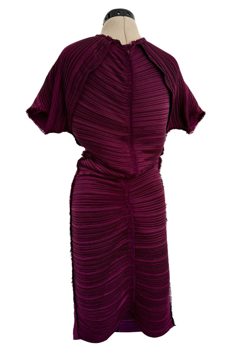 Easy to Wear Spring 2011 Lanvin by Alber Elbaz Runway Look 23 Raspberry Pleat Dress