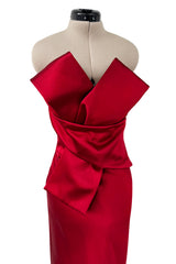 Gorgeous 2015 Alexander McQueen by Sarah Burton Strapless Red Silk Bow Dress