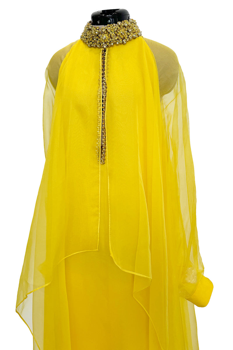 Prettiest Pre-Fall 2020 Gucci by Alessandro Michele Yellow Silk Dress Caftan w Jewel Collar & Front