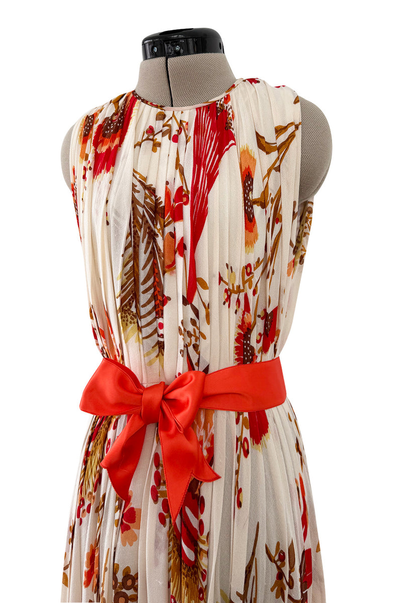 Prettiest 1980s Bill Blass Pleated Silk Chiffon Dress w Coral Flower & Fern Print