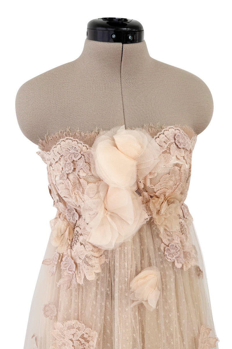 Magical 2012 Dolce & Gabbana Pinky Nude Tulle & Lace Flower Applique Strapless Dress