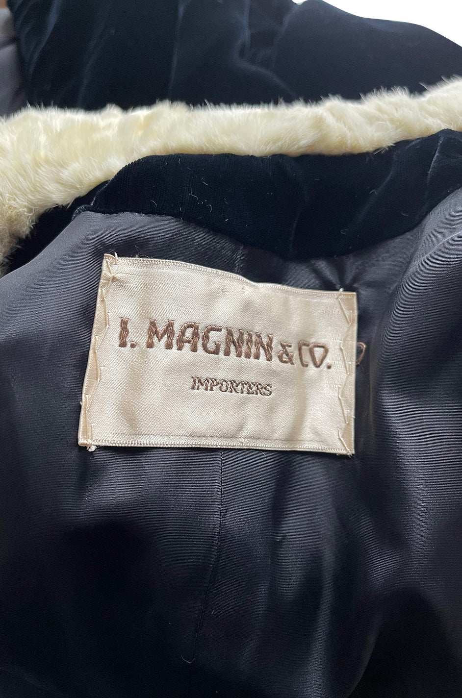 Exceptional 1920s I Magnin Inky Black Velvet Coat w Extravagant White ...