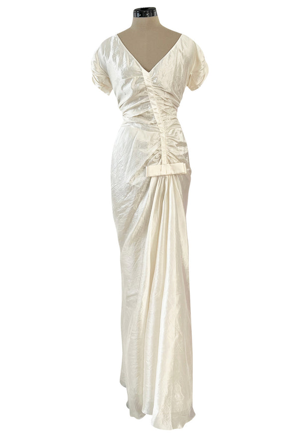 Incredible Spring 2006 Christian Dior by John Galliano Textured Ivory Silk Hourglass Dress