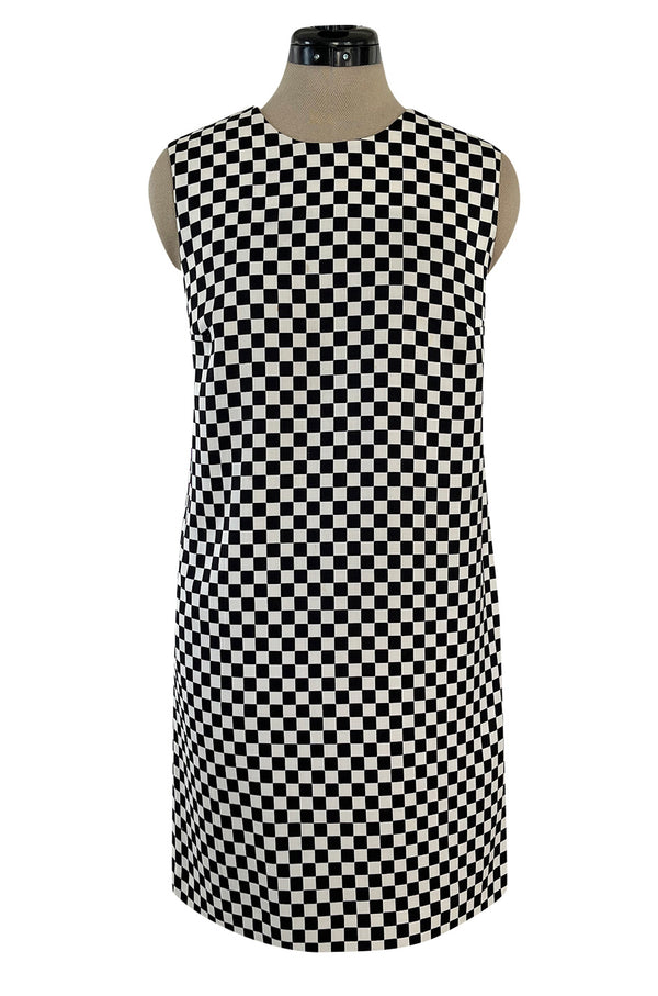 Rare Fall 1995 Gianni Versace Runway & Ad Campaign Black & White Check Shift Dress