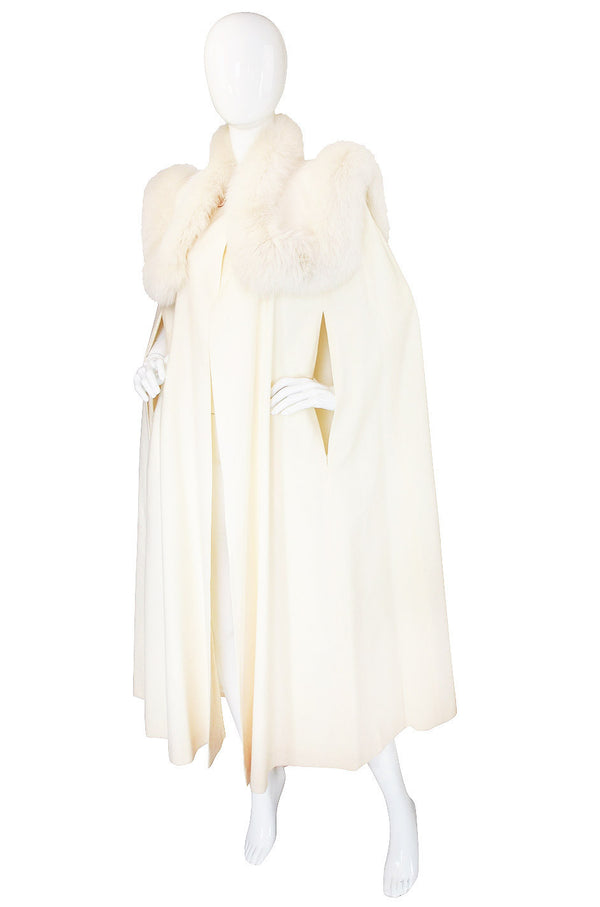 1980s Cream Wool Fox Fur Collar Cape