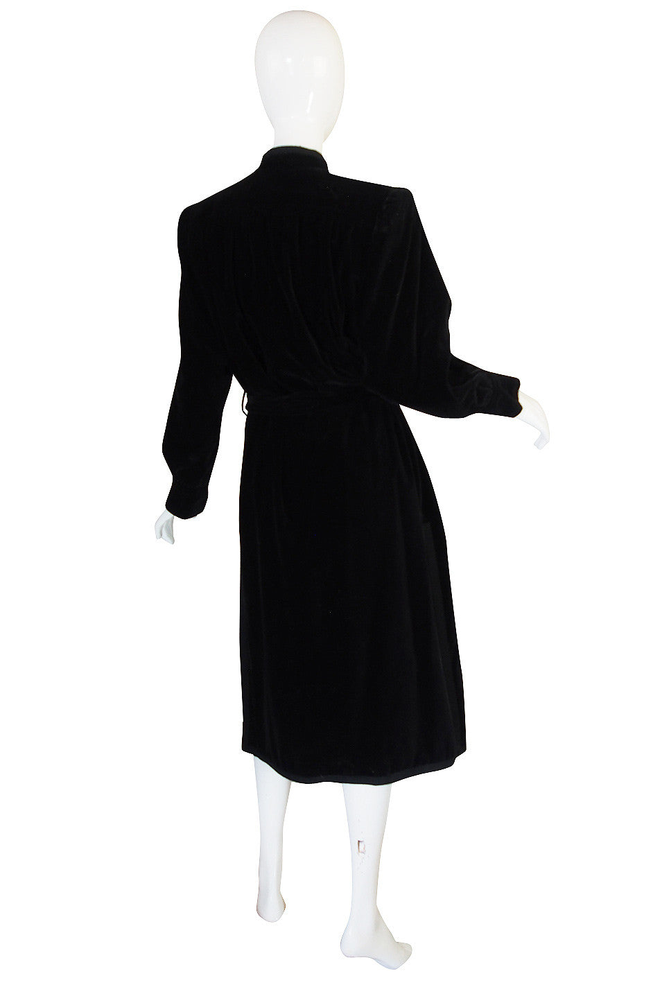 1970s Classic Yves Saint Laurent Velvet Coat – Shrimpton Couture