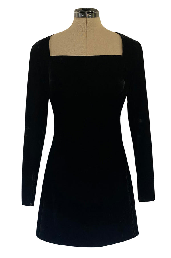 Exceptional 1980s Ady Couture Lausanne Black Velvet Dress w Open Back & Bows