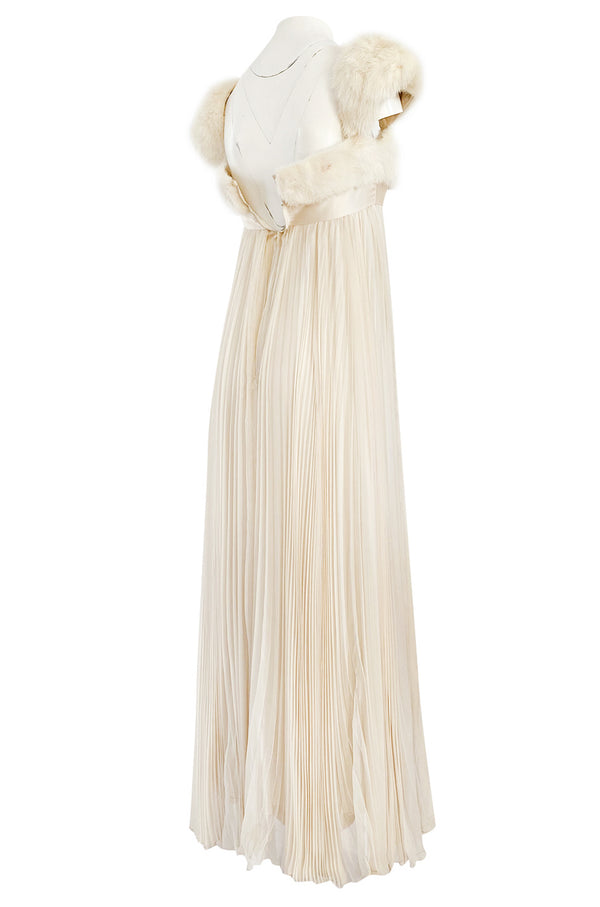 1964 Sarmi Ivory Knife Pleated Silk Chiffon Dress w Cream Mink Bodice & Silk Ribbon Detail