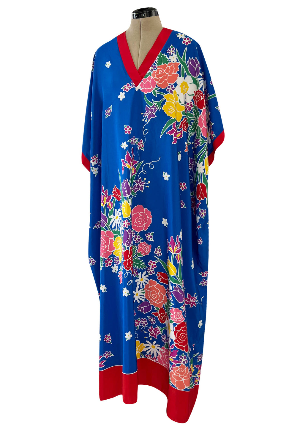 Vintage Embroided 2024 Chinese Silk Caftan Robe