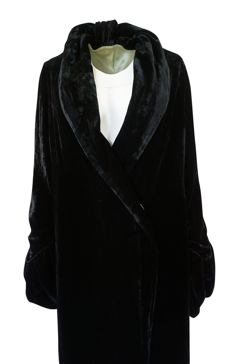 1920s Unlabeled Silk Velvet Coat with Pale Green Silk Lining ...