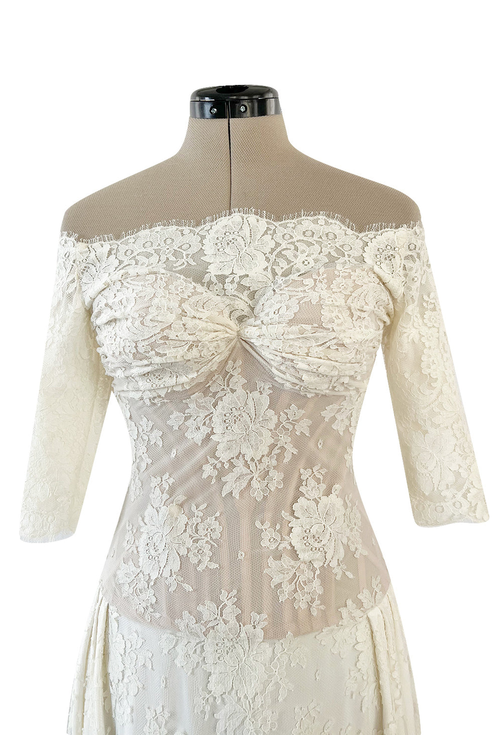 Incredible 2012 Alexander McQueen Ivory Lace Corseted Wedding Dress w Shrimpton Couture