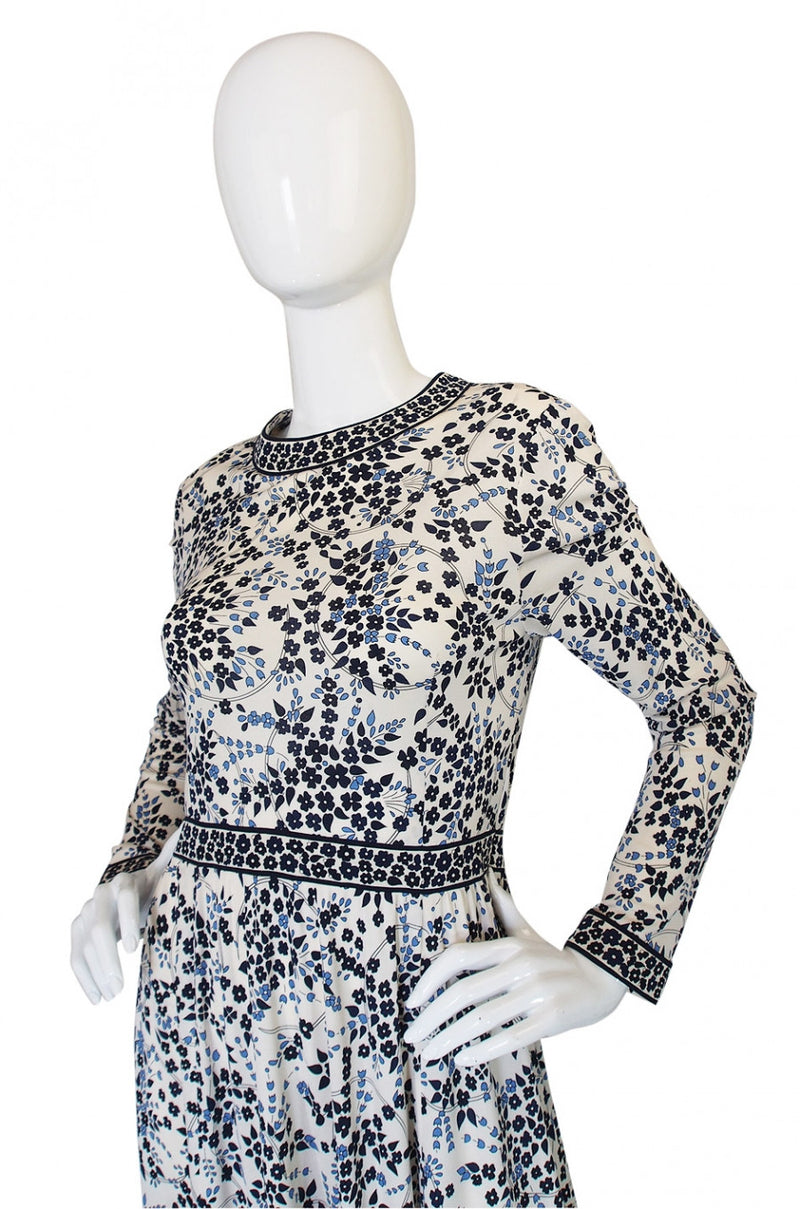 1970s Bessi White & Blue Print Dress